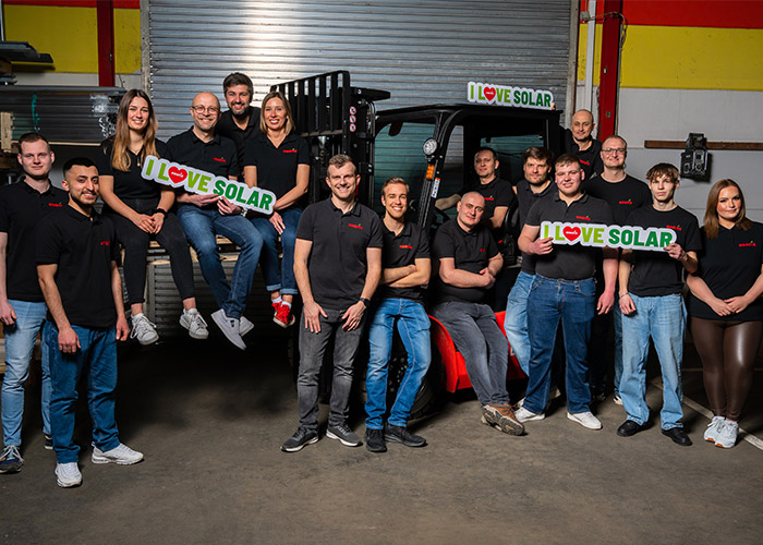 enerix Paderborn - Teamfoto von Photovoltaik Experten