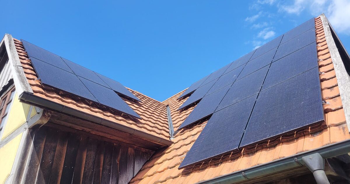 Photovoltaikanlage auf einem Hausdach in Crailsheim